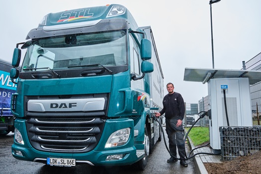 DAF_E_LKW_STL-4
