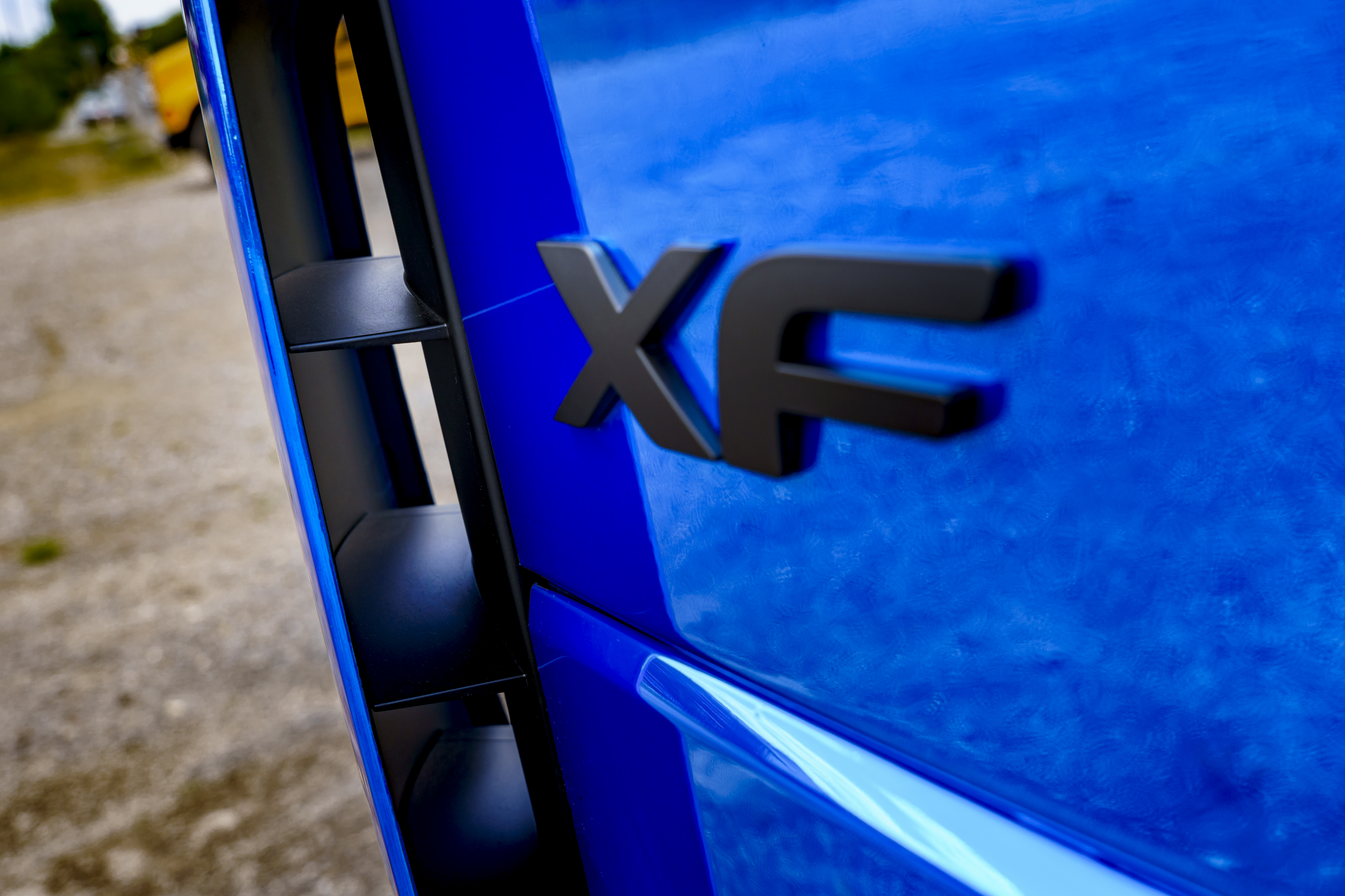 DAF XF BLUE Typenschild closeup