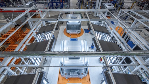 DAF-Trucks-Vlaanderen-named-Factory-of-the-Future-02