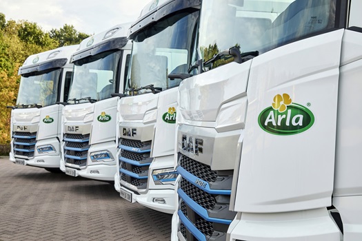 Arla-Foods-improves-its-transport-with-DAF-XD-Electric-02