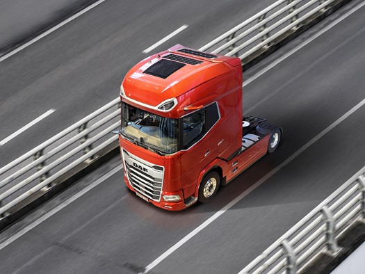 Solar-panels-on-trucks-less-fuel-less-degradation-02